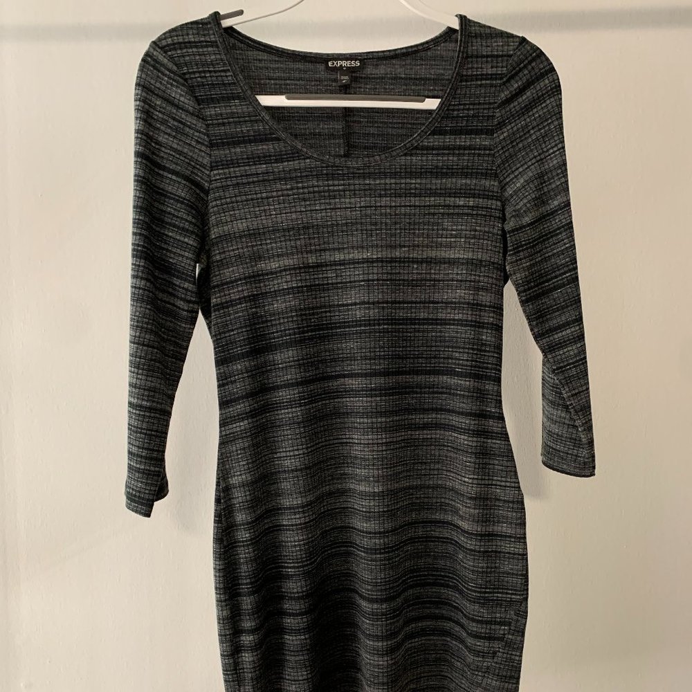 Express Mid Sleeve Midi Dress